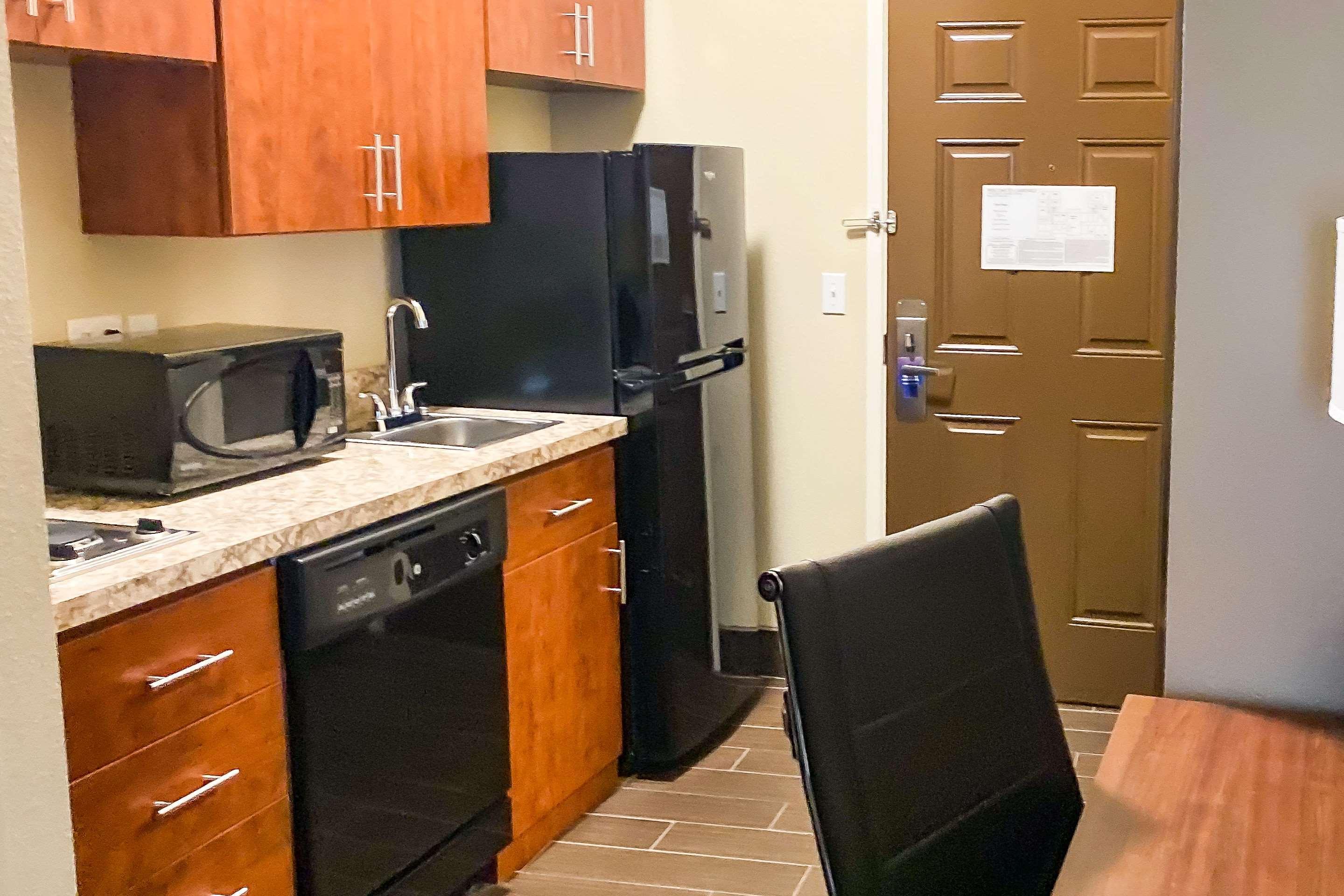 Comfort Suites Clarksville Exteriör bild