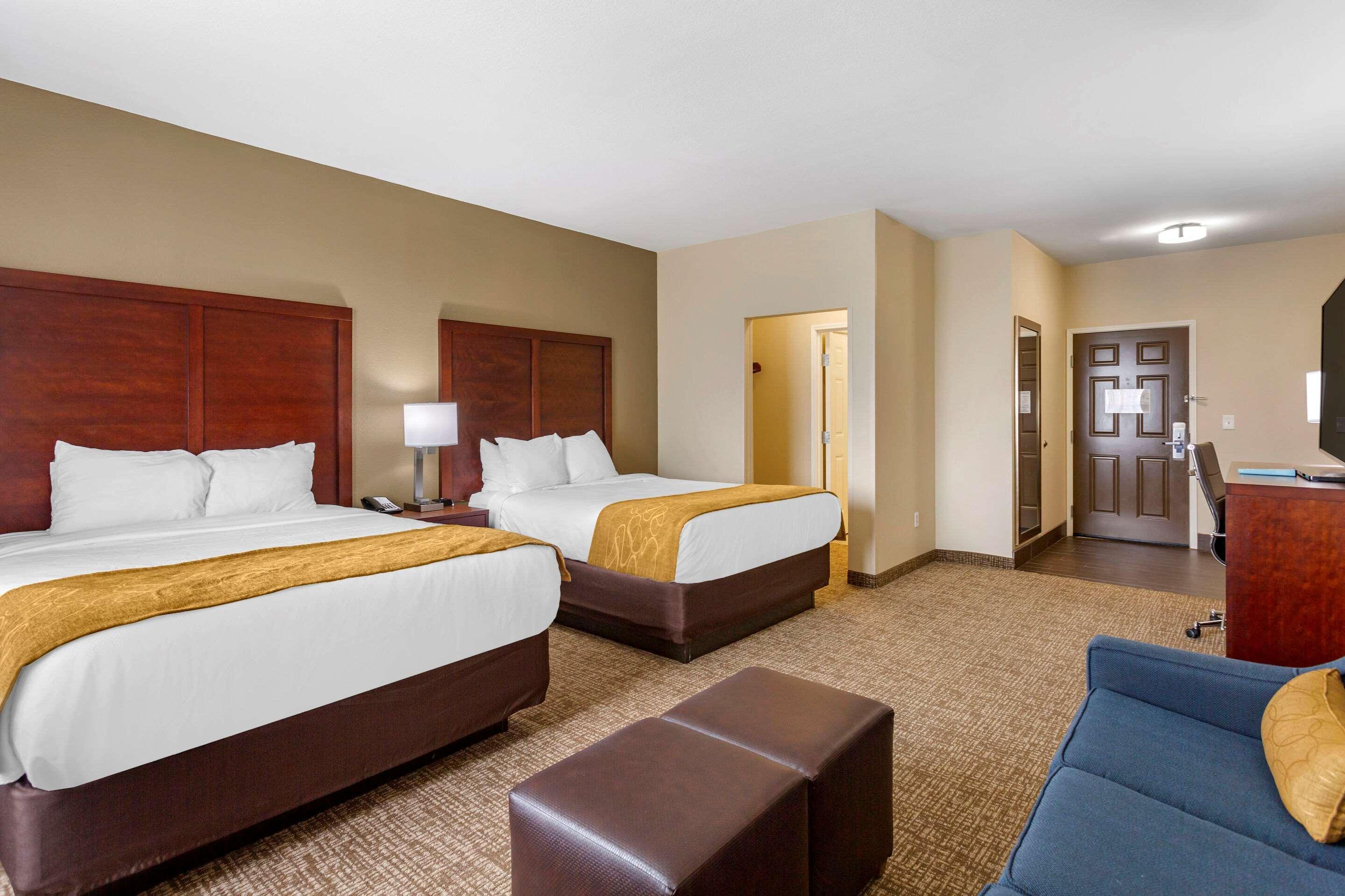 Comfort Suites Clarksville Exteriör bild
