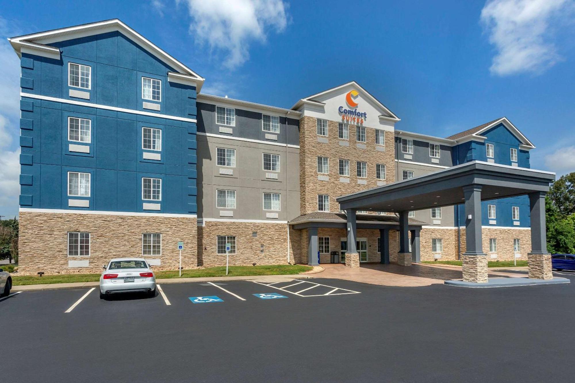 Comfort Suites Clarksville Exteriör bild