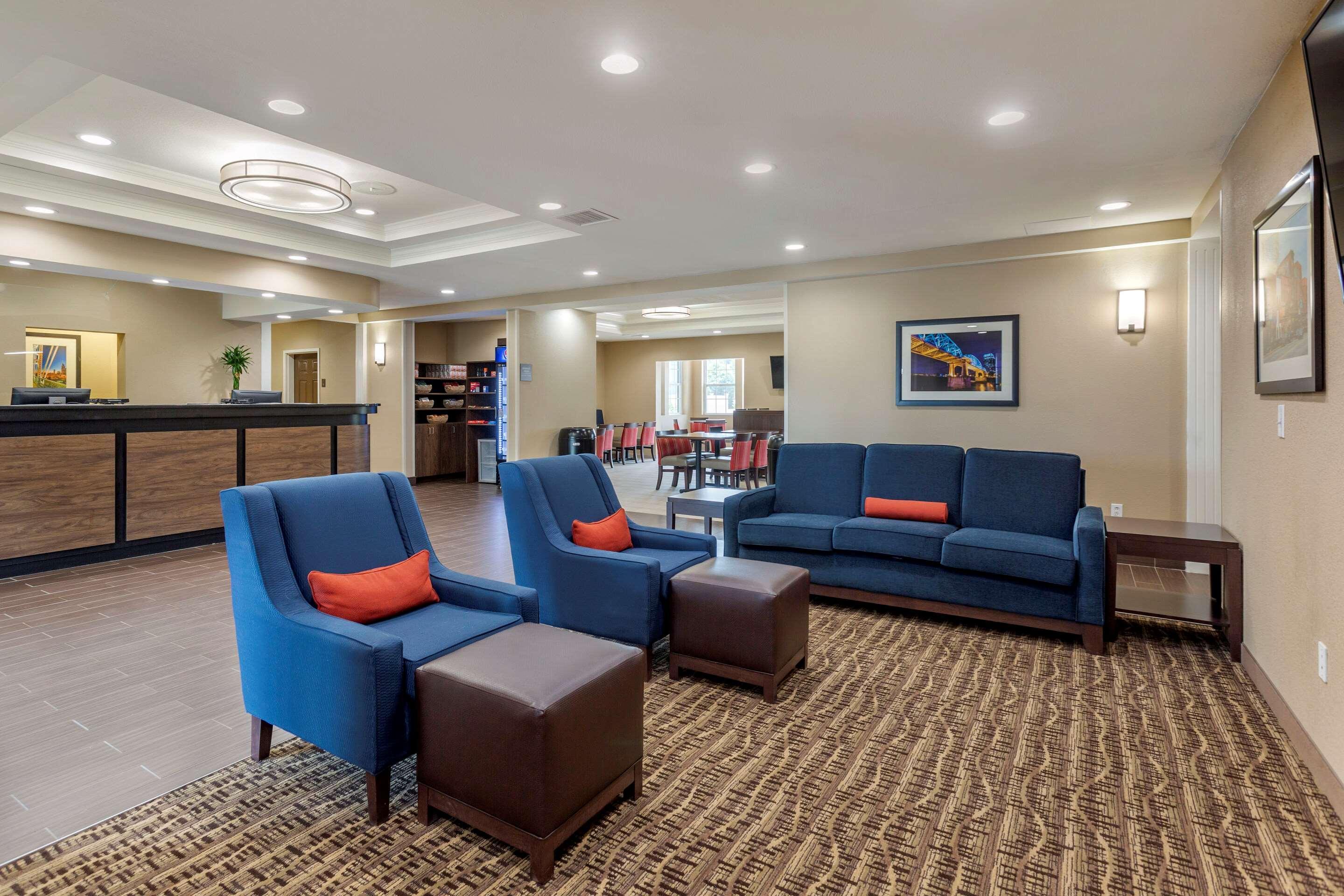Comfort Suites Clarksville Exteriör bild
